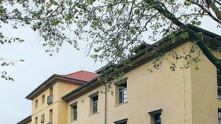 Die Foerster-Grundschule im Bornstedter Feld hat keine Kapazitäten mehr, weil ein Neubau zwei Jahre zu spät kommt. Schüler weichen in Kitaräume und Container aus.
