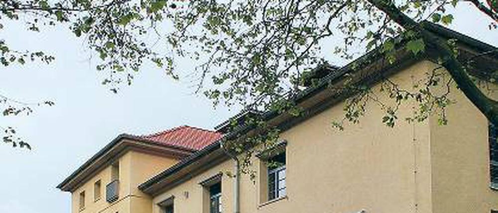 Die Foerster-Grundschule im Bornstedter Feld hat keine Kapazitäten mehr, weil ein Neubau zwei Jahre zu spät kommt. Schüler weichen in Kitaräume und Container aus.