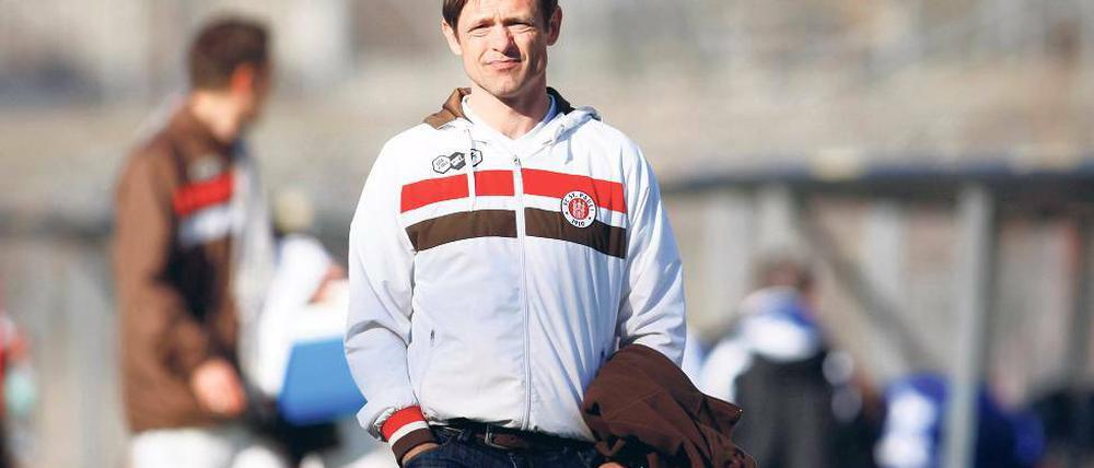 Angeschlagen zum letzten Spiel. Jörn Großkopf, Trainer des FC St. Pauli II, muss am Samstag gegen den SV Babelsberg 03 auf einige Spieler verzichten.