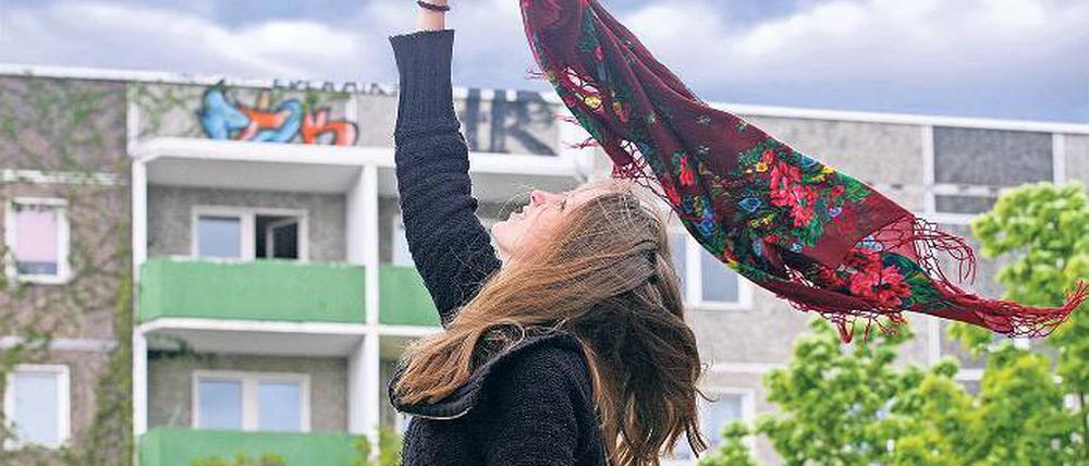 Kraft und Selbstvertrauen tanken: Ein Projekt in Drewitz bietet arbeitslosen Frauen die Chance, unter professioneller Anleitung attraktiver und bewusster aufzutreten und sich neue Möglichkeiten für den Wiedereinstieg ins Berufsleben zu erschließen.