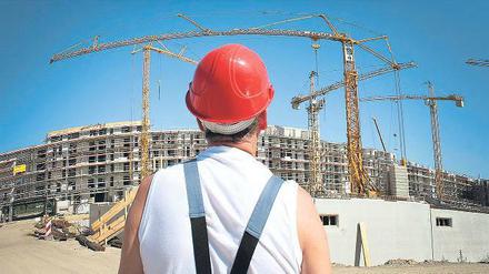 Wohnungsneubau. Ein kommunales Wohnungsprogramm wird es nicht geben. Die Kosten für den Neubau von 1000 Wohnungen würden laut Stadtplanern zwischen 116 und 153 Millionen Euro betragen  zu viel für die Landeshauptstadt. Der Druck auf den Wohnungsmarkt wächst, nun wird nach anderen Wegen gesucht.