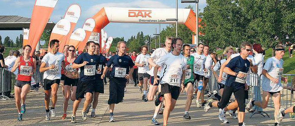 Start. Mehr als 1800 Läufer werden am 23. Juni im Volkspark erwartet.