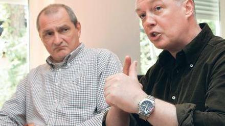 Wollen den Wildschweinen an den Kragen: Peter Braun und Peter Hemmerden (r.).