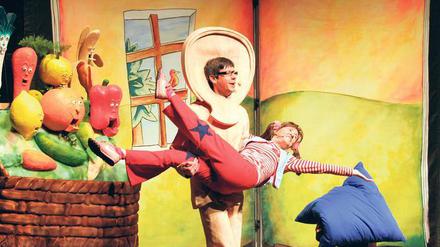 Gesundheitstheater. Henrietta in Fructonia im Nikolaisaal.