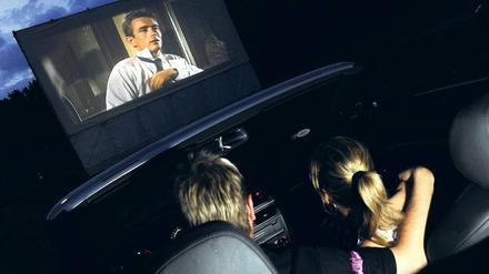 James Dean im Autokino in Berlin-Reinickendorf. In Beelitz sollen im Juni die Spiele der Fußball-WM über die Leinwand flimmern.