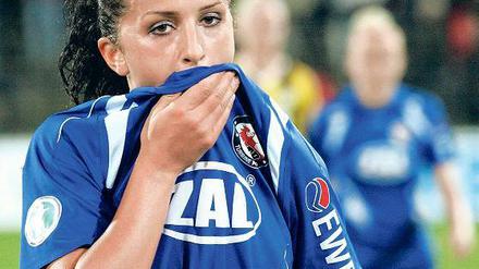 Voller Zuversicht. Potsdams Mittelfeldakteurin Fatmire Bajramaj will heute gegen ihren einstigen Club gewinnen. Drei weitere Aufeinandertreffen folgen.