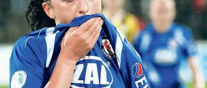 Voller Zuversicht. Potsdams Mittelfeldakteurin Fatmire Bajramaj will heute gegen ihren einstigen Club gewinnen. Drei weitere Aufeinandertreffen folgen.