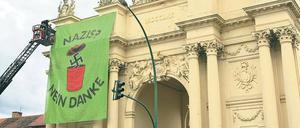 Protest gegen Nazis. Die rechtsextreme Gefahr in Brandenburg bleibt weiterhin hoch. Nur die DVU schmilzt dahin wie Schnee in der Frühlingssonne, wie Verfassungsschützer sagen.