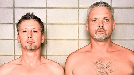 Nackig? Nur in Gedanken! Edgar Ray (l) und Michael Ranz parlieren in ihrem neuen Programm über das ach so schwache Fleisch.