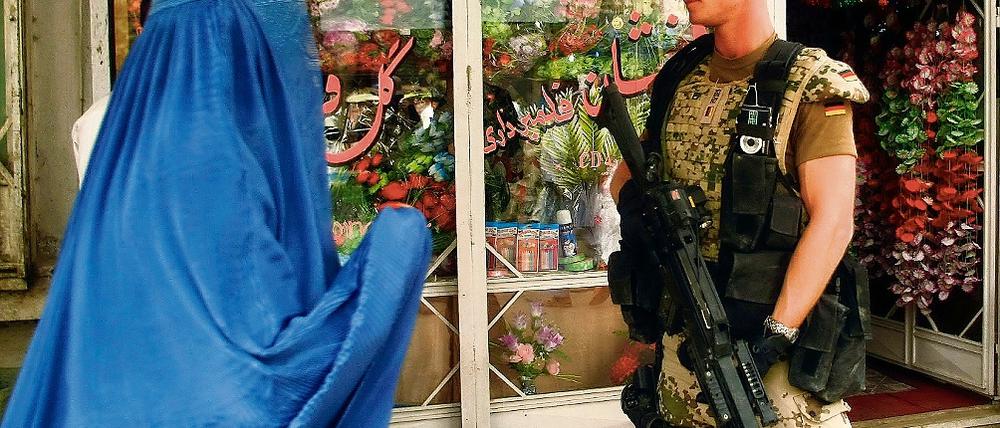 Schwierige Aufgabe. Ein Bundeswehr-Soldat im afghanischen Taloquan.
