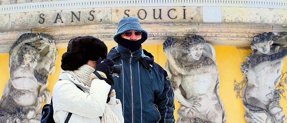 Fotografieren am Weltkulturerbe. Aufnahmen von Sanssouci und Co. können nach dem gestrigen Richterspruch auch von Foto-Agenturen oder freien Journalisten wieder gewerblich verwertet werden. Die Schlösserstiftung ist mit ihrer Knipsgebühr vorerst gescheitert.