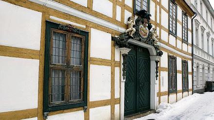 Im Wartestand. Im Haus Im Güldenen Arm in der Hermann-Elflein-Straße 3 will die Stadt das Bollhagen-Museum unterbringen. Die Räume sollen kostenlos zur Verfügung stehen. Das Denkmal in Potsdams Innenstadt steht seit Jahren leer.