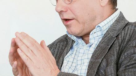 Mitleid hilft nicht weiter. Pater Klaus Mertes geht es um mehr als um die Zuwendung zu den Opfern. Er will das Schweigen brechen.
