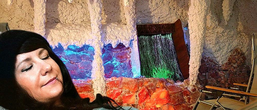 Entspannung pur. Auch Sabrina Mathea genießt die gesunde Luft in ihrer Salzgrotte.