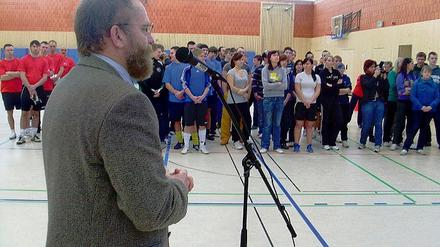 Das Ende der Provisorien. Zur Einweihung der neuen Sporthalle am OSZ Werder sprach auch Landrat Wolfgang Blasig (l.).