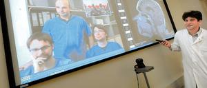 Not macht erfinderisch. Brandenburg wird für seine Zusammenarbeit mit den Nachbarländern gelobt, braucht laut Bertelsmann-Stiftung aber dringend mehr Innovationen aus eigener Forschung. Für beides steht ein gestern präsentiertes, länderübergreifendes Telemedizin-Projekt mit Mecklenburg-Vorpommern und Polen, mit dem dem Ärztemangel begegnet werden soll (Seite 15).