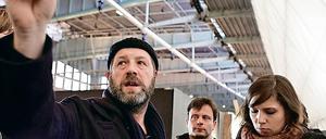 Hoch hinaus. Spätestens am Dienstagabend muss die letzte Schraube für die Kulissen der Modemesse Bread &amp; Butter auf dem ehemaligen Flughafen Tempelhof festgezogen sein.