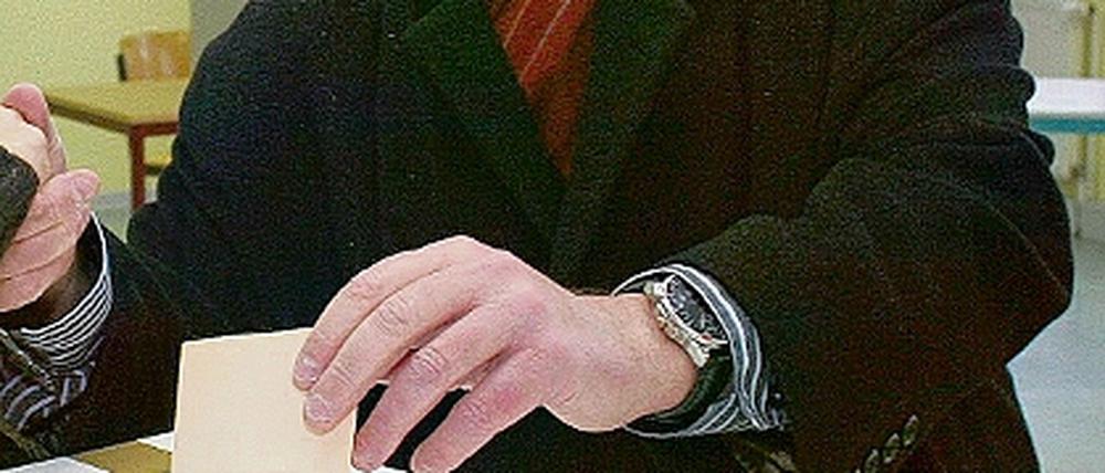 Die Qual mit der Wahl. So richtige Wahlbürger sind die Märker bisher nicht, bundesweit zählen sie zu den wahlmüdesten Deutschen. Das hat sich auch bei den ersten direkten Landratswahlen am Wochenende wieder gezeigt.