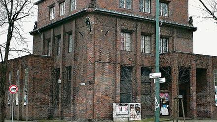 Zeugnis des Expressionismus: Das ehemalige Depot der Stadtreinigung wird saniert, daneben entsteht ein Parkhaus.