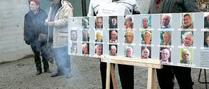 Mehr Mitspracherecht, mehr Empathie forderten gestern ehemalige Häftlinge des russischen Geheimdienstes vor der Gedenkstätte Leistikowstraße, darunter Lothar Scholz und Klaus Hoffmann.
