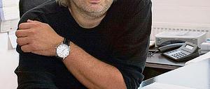 Bleibt optimistisch. Tobias Wellemeyer in seinem Büro im Hans Otto Theater.