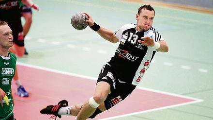 Endlich wieder gewinnen. Stephan Mellack  Aufbauspieler des Handball-Zweitligisten 1. VfL Potsdam  will am Samstag mit seinem Team die Magdeburger Bundesliga-Reserve bezwingen.