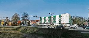 Viel Platz am Platz: Wo sich heute noch Grashalme durch die Erde kämpfen, plant die TWG einen neuen Wohnblock. Doch bevor gebaut wird, sollen die Stadtverordneten das Verkehrsproblem lösen.