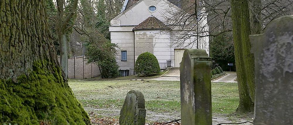 Geld für den jüdischen Friedhof. Das Friedhofswärterhaus soll mit Konjunkturmitteln saniert werden.