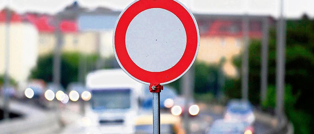 Verbot für Fahrzeuge aller Art. Dies wünschen sich die Gegner der Autobahnbaus nach Treptow.