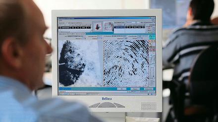 Fingerabdrücke. Rund 100 Kriminaltechniker arbeiten für das LKA.