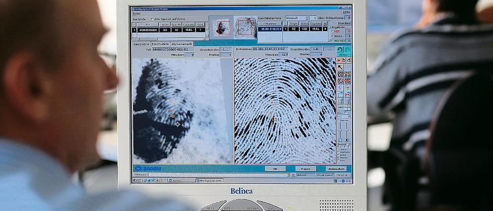 Fingerabdrücke. Rund 100 Kriminaltechniker arbeiten für das LKA.