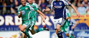 Wieder gesund. Patrick Moritz (rechts)  hier im diesjährigen Heimspiel gegen den VfL Wolfsburg I (0:0)  hat seine Erkältung überwunden und hofft morgen gegen Hannover 96 II auf einen Einsatz von Anfang an.