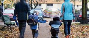 Orientierung auf Familien. 2010 ist das Themenjahr der Familie in Potsdam. Die Verwaltung kündigte nun auf einer Fachtagung fünf neue Projekte an, darunter ein Lotsen-Dienst für den Übergang von der Kita in die Grundschule.