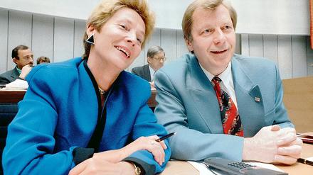 Stellvertreterin. Bürgermeisterin Bergmann mit Diepgen 1993.