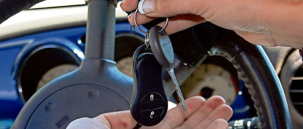 Vorher klären: Wer vorübergehend am Carsharing teilnimmt, fragt besser nach dem Erhalt des Schadenfreiheitsrabatts.