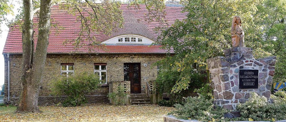 Historischer Ort. In dem Pfarrhaus in Schwante fanden sich vor fast genau 20 Jahren DDR-Oppositionelle zusammen, um die Ost-SPD zu gründen.