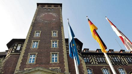 Auslaufmodell: Der jetzige Landtag auf dem Potsdamer Brauhausberg ist äußert marode. Bis 2013 sollen ihn Brandenburgs Parlamentarier verlassen haben. Am Wahlsonntag aber wird er noch einmal zur großen politischen Bühne der Mark.