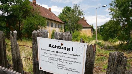 Die Kavallerie-, später Panzertruppenschule Krampnitz wurde bis 1939 nach den Plänen von Robert Kisch errichtet.