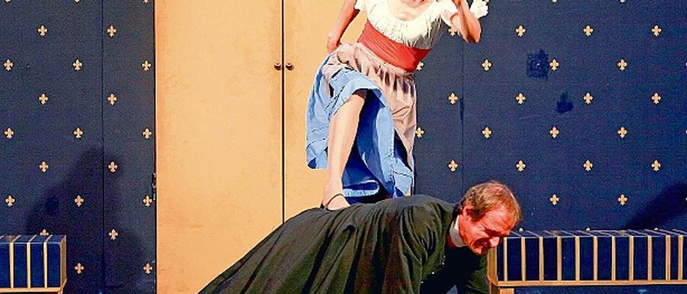 Hauptsache es macht Spaß! Wolfgang Mondon als Tartuffe und Sterica Rein als Dorine.