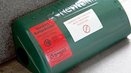 Rattenfalle. Im Inneren des grünen Kastens befindet sich das Gift.