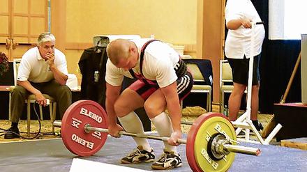 Erfolg beim Kreuzheben: Detlef Alms drückte 137,5 kg und zog 162,5 kg.