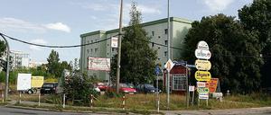 Ein Platz mit Spielräumen: Große Teile des Areals sind noch unbebaut, denn alles wartet auf eine Verkehrslösung.