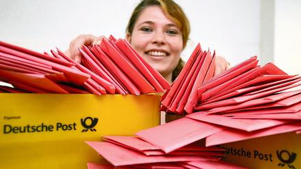 Stimmen. Stadtmitarbeiter und Wahlhelfer müssen sie zählen wie hier bei der Kommunalwahl 2008.