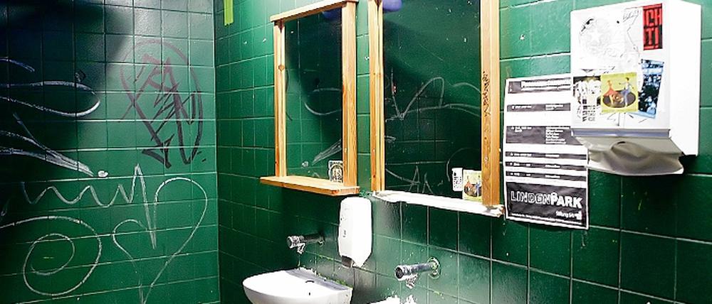 Ihren morbiden Charme sollen die Lindenpark-Toiletten nun bald verlieren. Für 650 000 Euro wird vor allem das Innere des Hauses auf Vordermann gebracht. Die Sanitärbereiche werden nicht nur modernisiert, sondern auch erweitert.