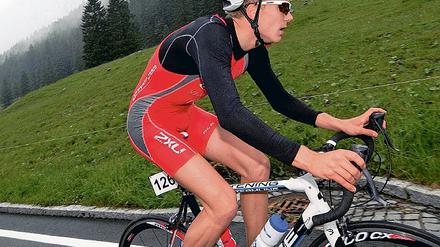 Kampf ums Ticket. Triathlet Nils Frommhold will heute beim Europacup im tschechischen Brünn die letzte Fahrkarte zur WM nach Australien lösen. Das will sein Teamkollege Franz Löschke jedoch auch.