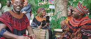 Bunter Schlaatz. Das Weltmusikfest am Samstag bewies, dass die Integration von Migranten, wie etwa Vertreter der afrikanischen Gemeinschaft, funktionieren kann. Auch der Umzug des Asylheims hat bislang keine Negativ-Entwicklungen gezeigt.