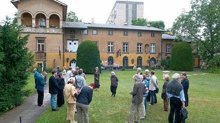 Nicht mehr alles da: Dem Verkauf einiger Kunstgegenstände aus dem Thiemann-Garten hatte die Staatliche Schlösserverwaltung der DDR zugestimmt, um die geplante Wegnahme und den Verkauf von Kunstgütern aus den Schlössern zu verhindern.