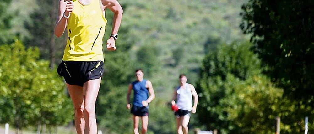 Geht seinen Weg. Christopher Linke  hier beim Trainingslager in Südafrika  startet am Samstag bei den U 20-Europameisterschaften über 20 km Gehen. Im litauischen Kaunas will er nach längerer Verletzungspause möglichst weit vorn landen.