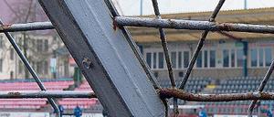 Bessere Aussichten soll es künftig im Karl-Liebknecht-Stadion geben. Bis August 2011 wird das Stadion komplett umgebaut. Kostenpunkt: acht Millionen Euro.