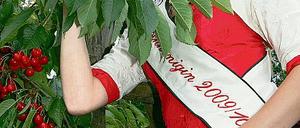 Die neue Kirschkönigin Lisa Konrad ist erst im Februar nach Werder gezogen. Sie lernt bei der Glindower Goldschmiedemeisterin Beate Rammelt.